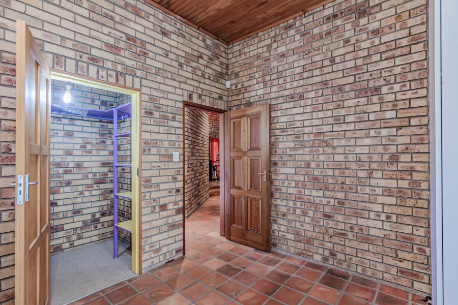 Commercial Property for Sale in Waagfontein North West